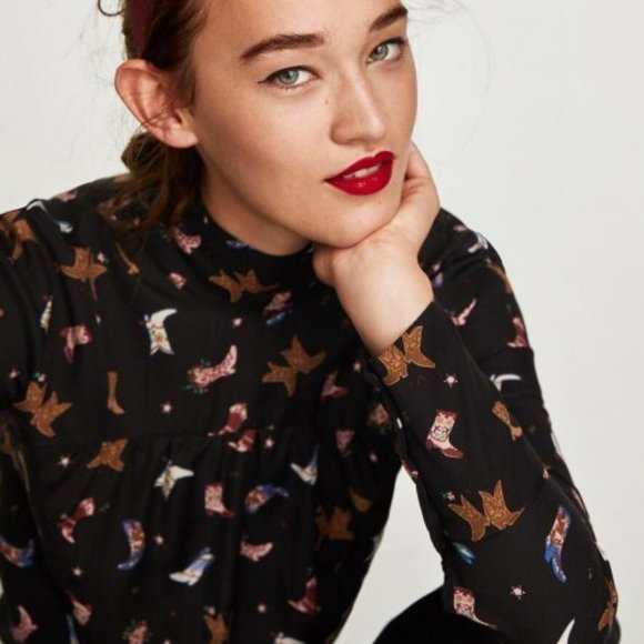 ZARA TRAFALUC Western Cowboy Boot Print Mock Tie Neck Oversized Blouse NWT sz XS - Picture 3 of 15